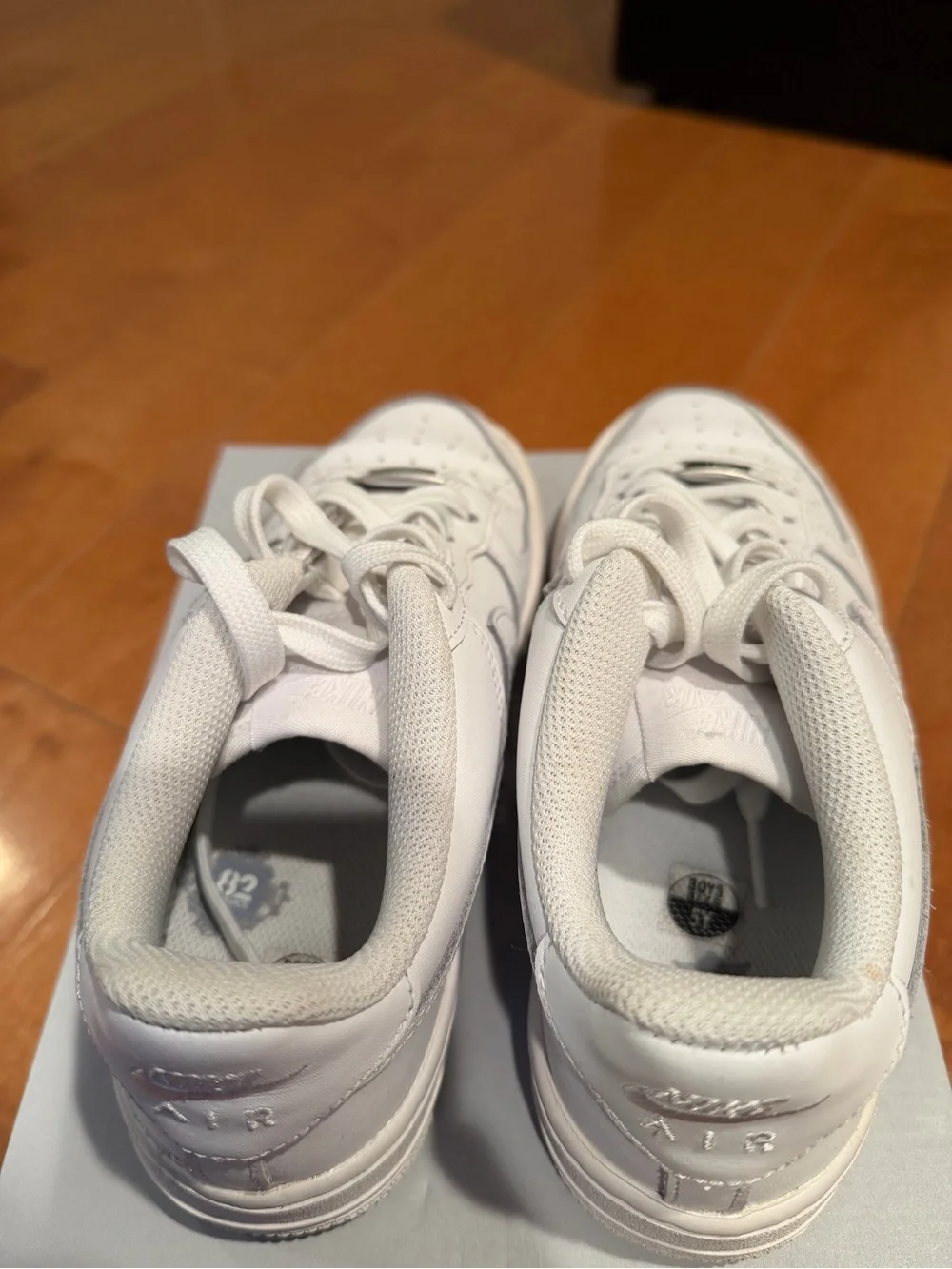 Nike Air Force Kids White Low-Top Sneakers
